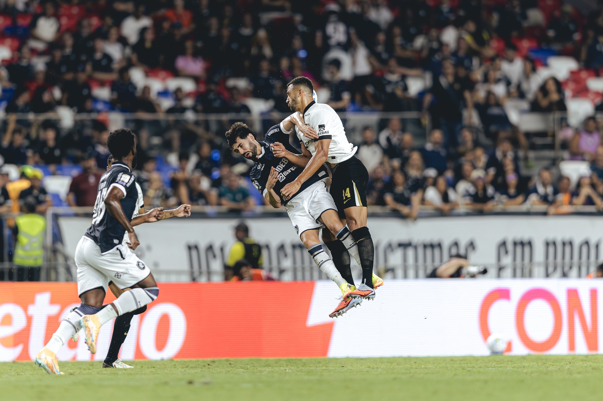 Análise: Atlético-MG é castigado por postura retraída e perde chance de encostar no pelotão de cima
