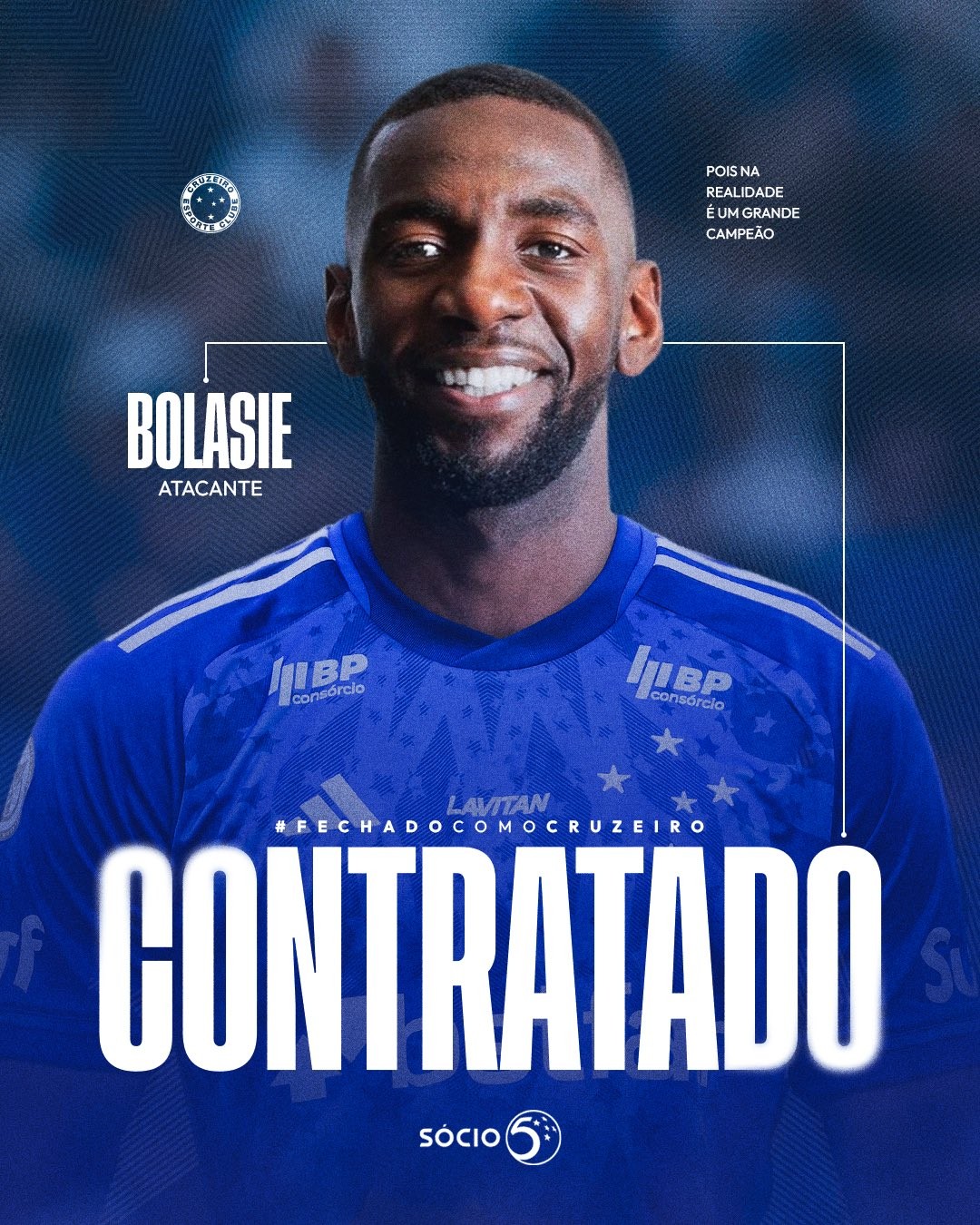 Cruzeiro anuncia a contratação do atacante Bolasie