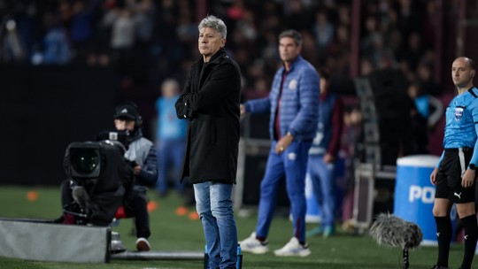 Renato Gaúcho diz que Flu deveria ter feito falta no gol do Lanús: "Não pode se descuidar" - Foto: (MARCELO GONÇALVES / FLUMINENSE F.C.)