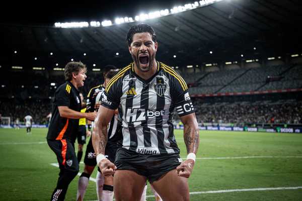 Atuações do Atlético-MG: dobradinha entre Scarpa e Hulk funciona; defesa faz jogo firme