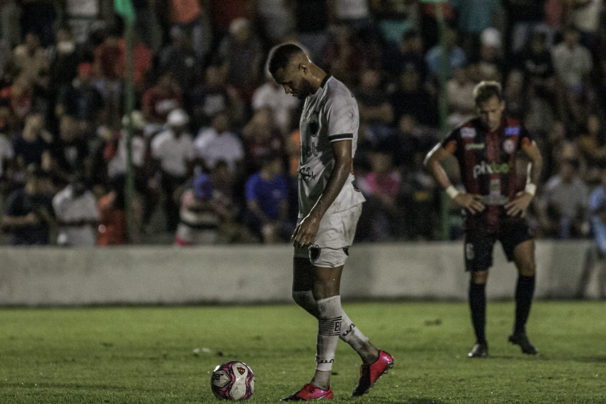 Náutico brilhando e Cruzeiro sofrendo na Série B; veja classificação