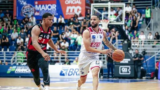 Flamengo vence Franca no Pedrocão e empata série final do NBB