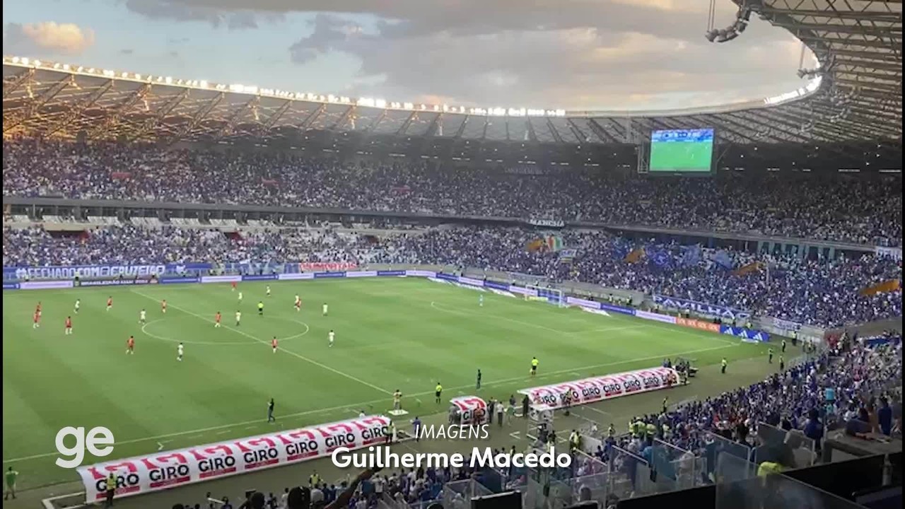Torcida do Cruzeiro vaia jogadores após derrota para o Internacional