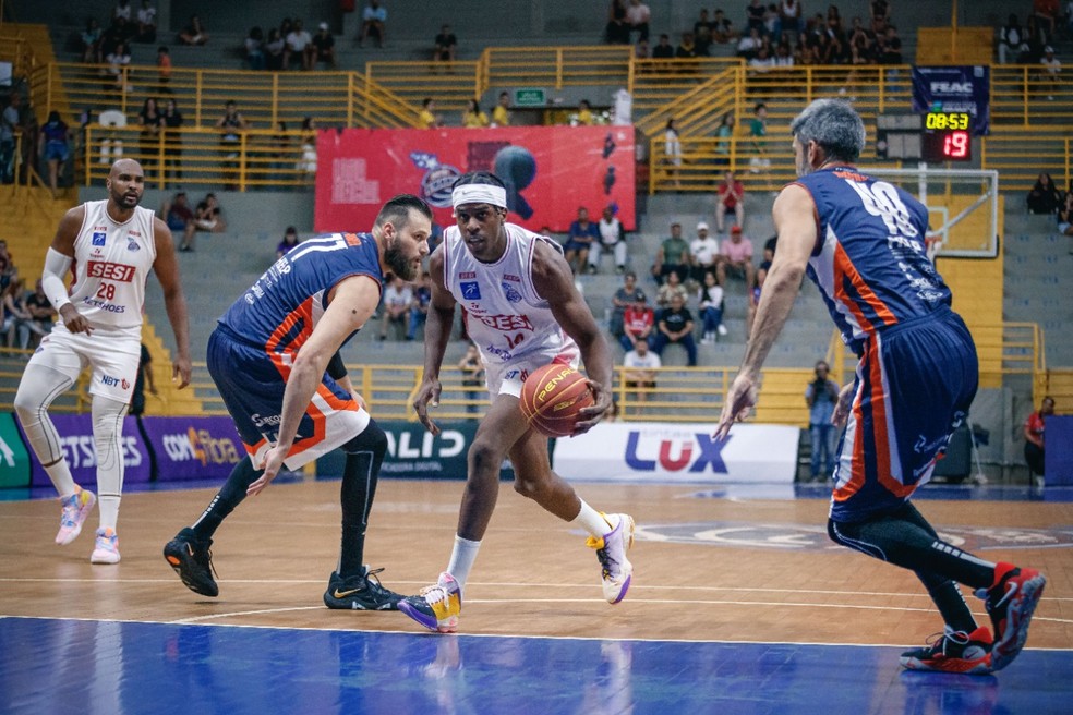 Atlético Basquete Clube de Santo André - São estes os resultados dos jogos  de hoje! 🏀 Tivemos mais um sábado cheio de basquetebol: ➡️ Ao início da  tarde os nossos sub14 entraram