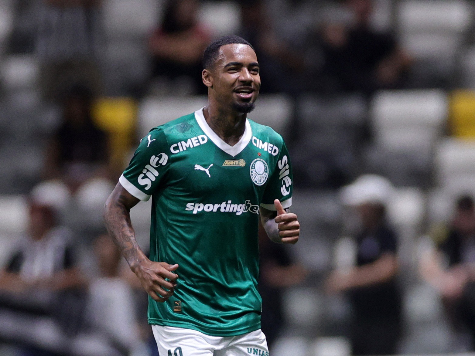 Palmeiras recusa oferta de R$ 218 milhões do Napoli por Allan, e impasse agita os bastidores do futebol
