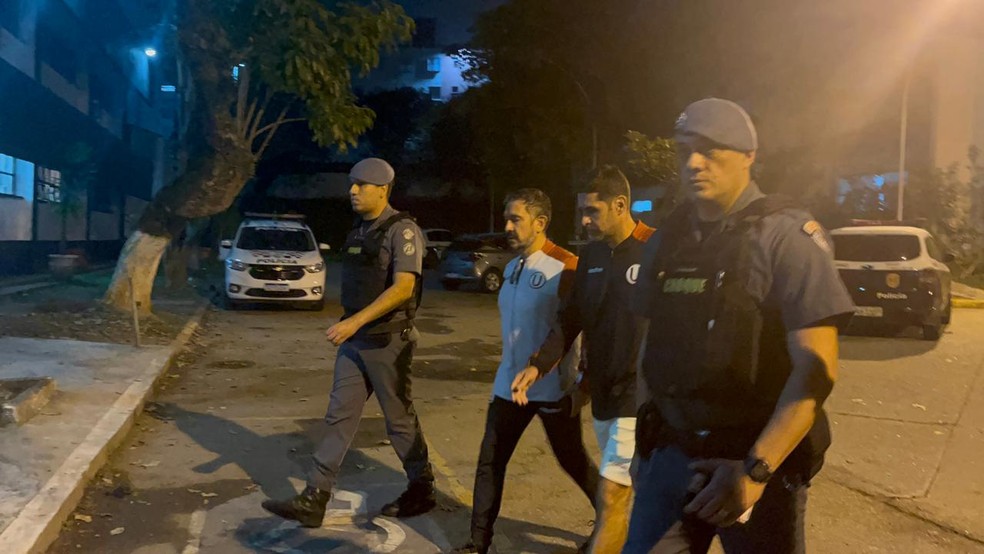 Preparador físico do Universitario foi detido acusado de ter feito gestos racistas — Foto: Laura Fonseca