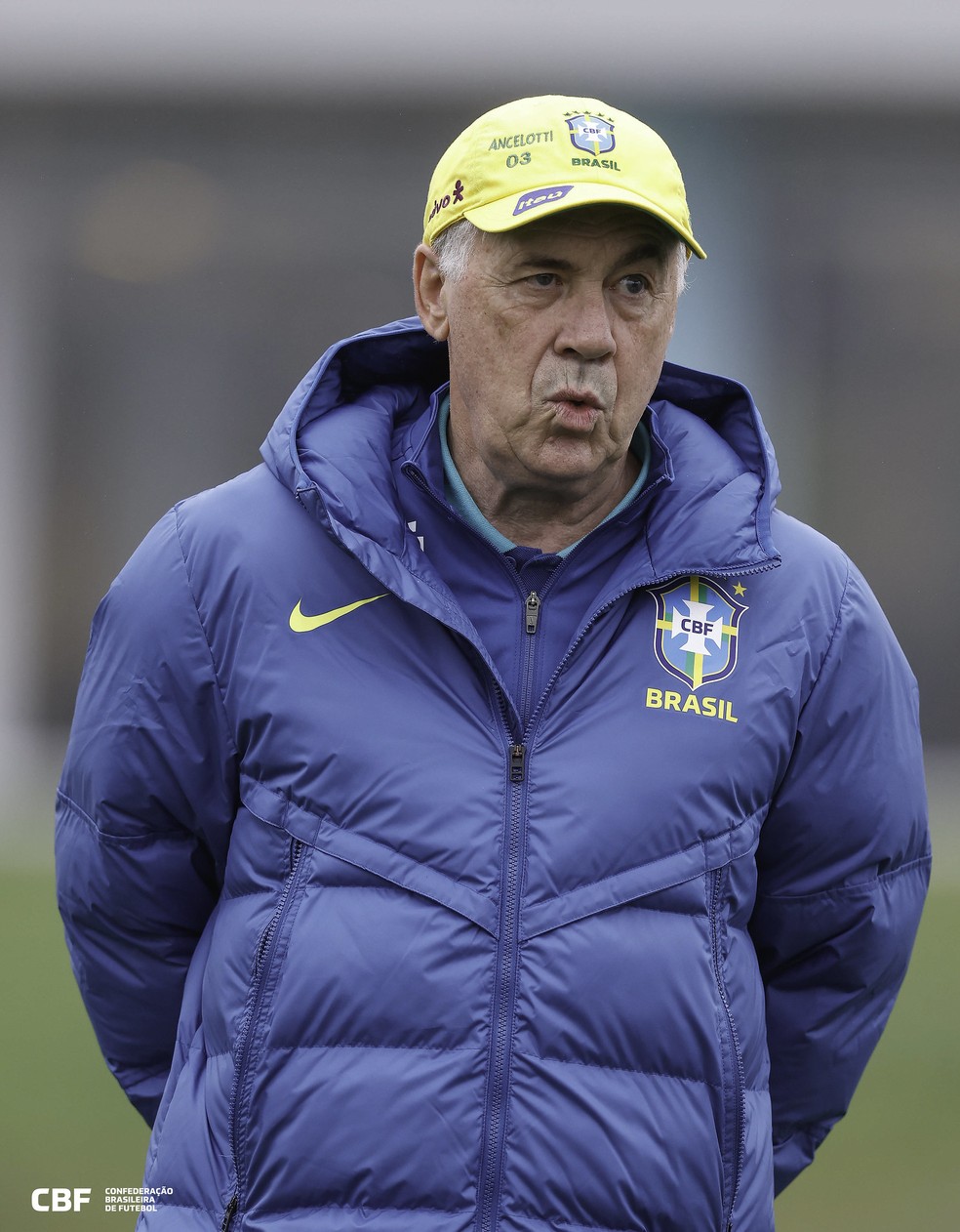 Técnico Carlo Ancelotti em treino da seleção brasileira — Foto: Rafael Ribeiro / CBF