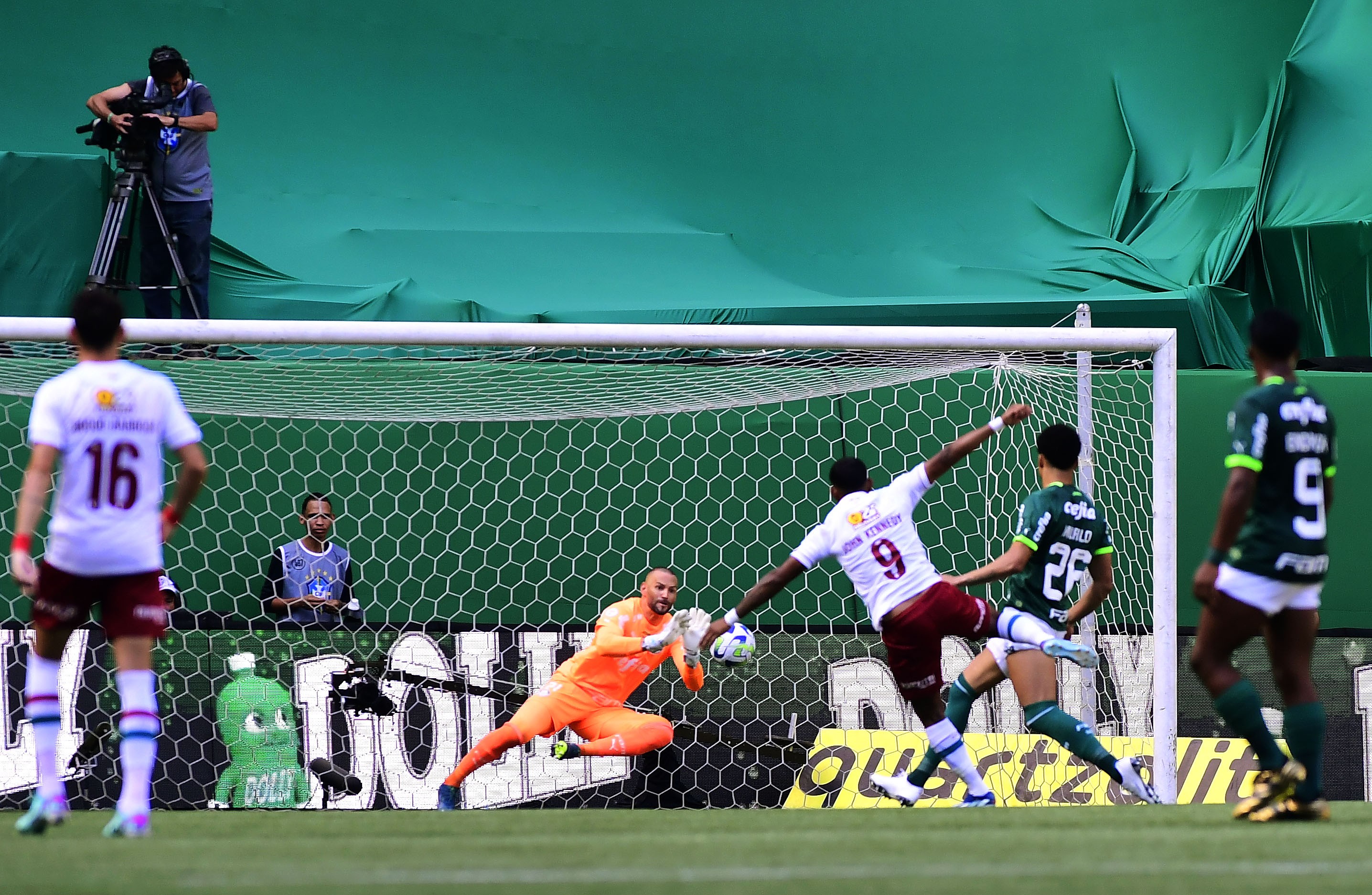 Análise: Fluminense ignora rivais do Rio, é competitivo, mas sente ...