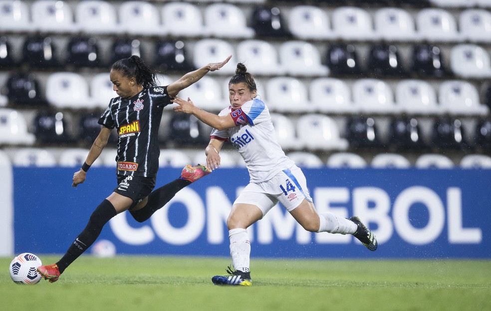 Adriana em jogo do Corinthians contra o Nacional, pela Libertadores feminin — Foto: Conmebol/Divulgação