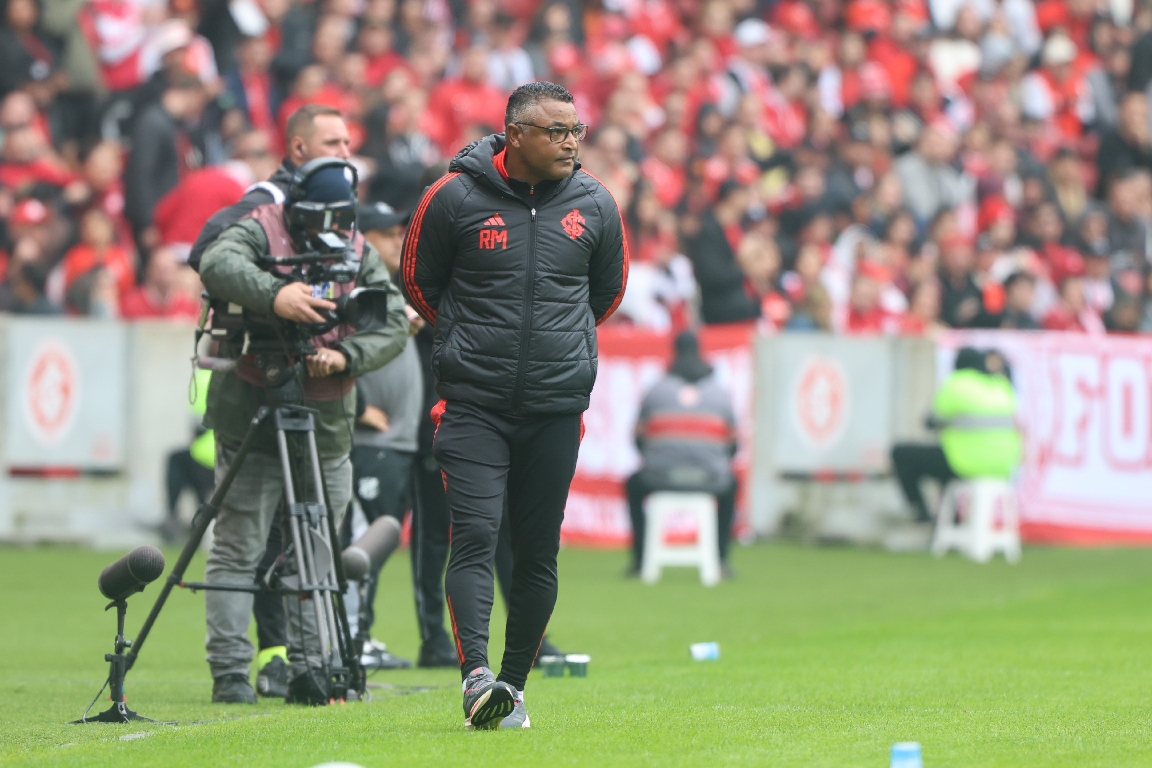 Roger vê evolução do Inter 