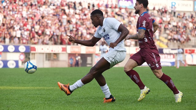 Caxias vence ABC e se livra da degola