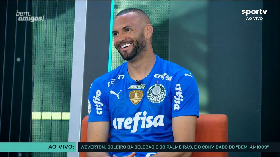 O sorriso no rosto do Weverton agora que ele pode dizer pra simplesmente  todo mundo que ele jogou pela Seleção na Copa do Mundo é algo que aquece o  coração! Agora todos