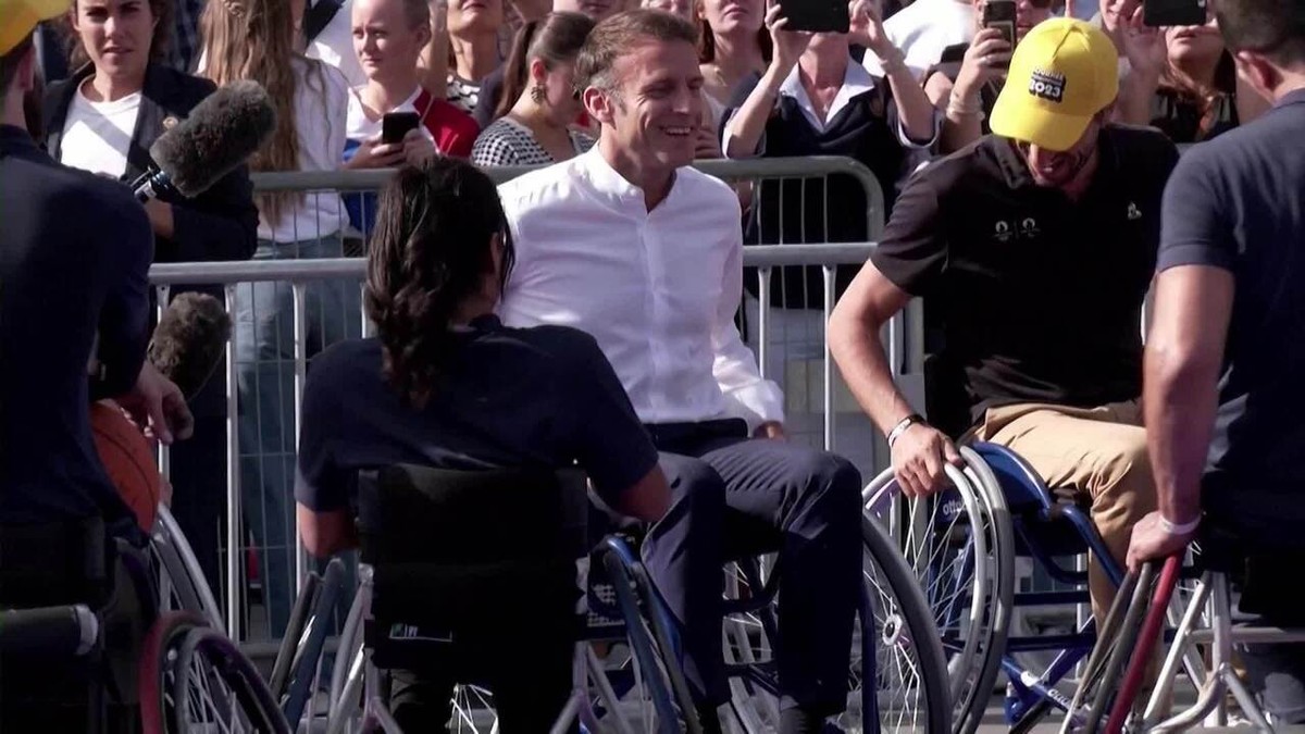 Macron participe à la Journée Paralympique et annonce la vente des billets pour les Jeux |  jeux paralympiques