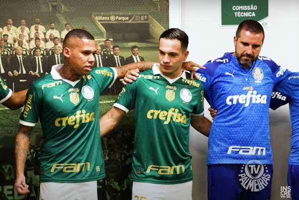 DESPEDIDA EMOCIONANTE! De saída para a Europa, cria do Palmeiras chora em despedida
