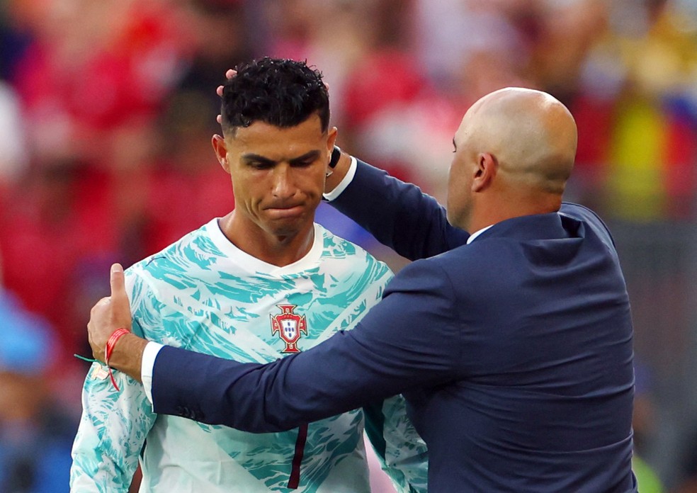 Cristiano Ronaldo demonstrou insatisfação ao ser substituído