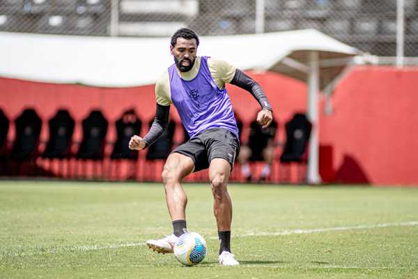 Escalação do Vitória contra o Flamengo: time provável, desfalques e dúvidas pós treino