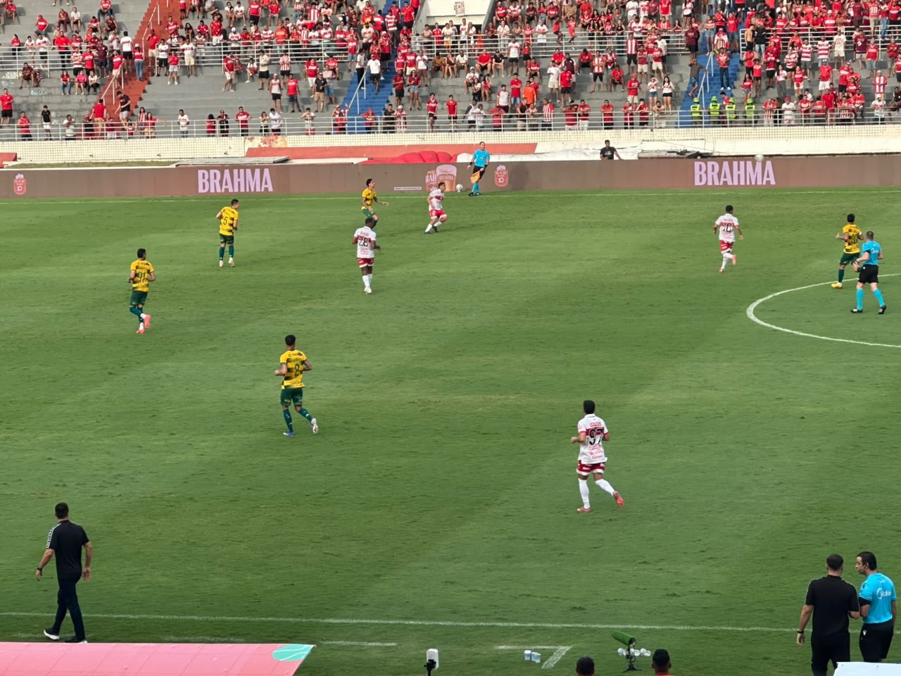 CRB cola no grupo do playoff e tem confronto direto com Atlético-GO no próximo mês
