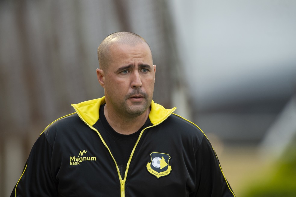 Ricardo Catalá, técnico do São Bernardo — Foto: Anderson Romão / AGIF