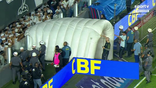 Torcida do Santos xinga Carille e vaia time após empate com a Ponte  - Programa: ge.globo 