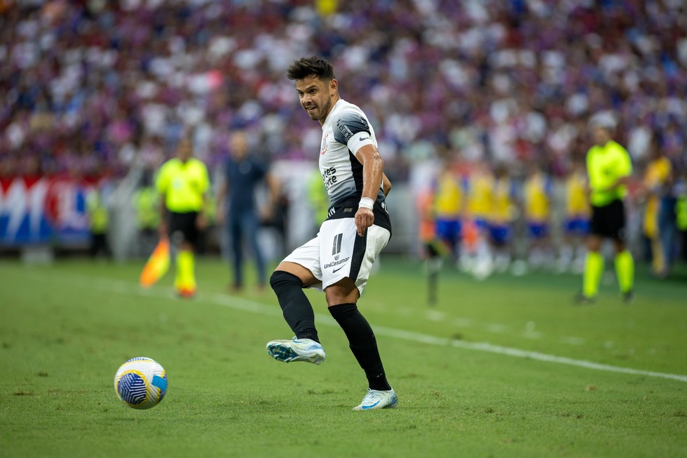 Romero em Fortaleza x Corinthians — Foto: Baggio Rodrigues/AGIF