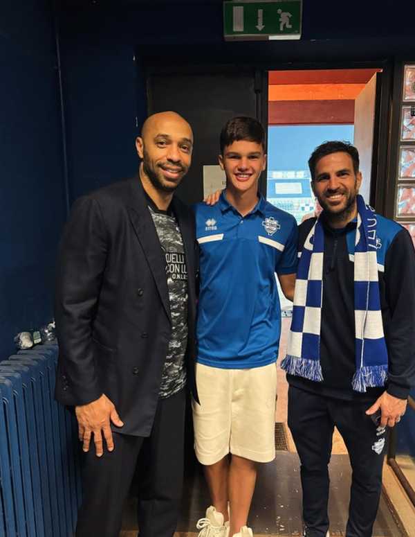 Fellipe Jack emprestado a clube de Henry e Fàbregas no Palmeiras.