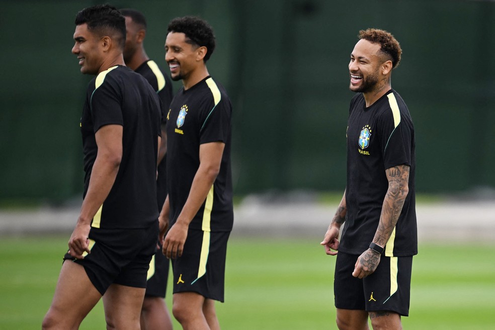 Neymar treina junto com restante do grupo na Sele��o nesta quintta-feira � Foto: Mauro Pimentel/AFP