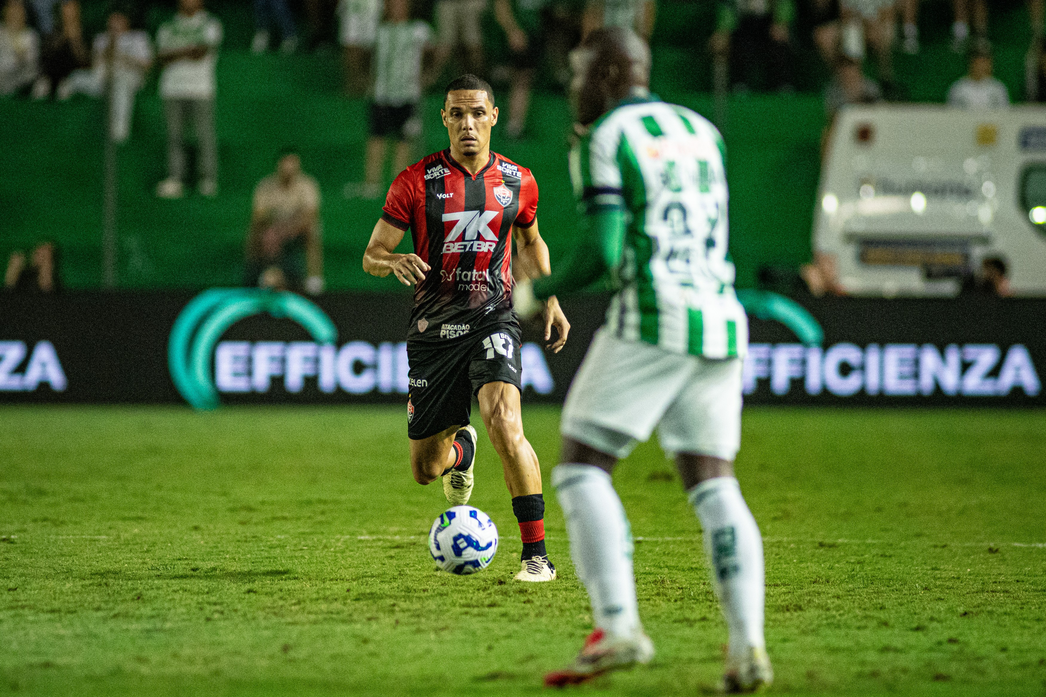 Zagueiro Neris é anunciado pelo Fortaleza e já trabalhou com Carpini