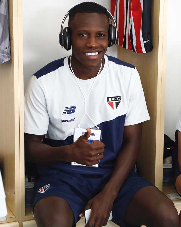 Inter de Limeira reforça elenco com contratação do volante Iba Ly do São Paulo.