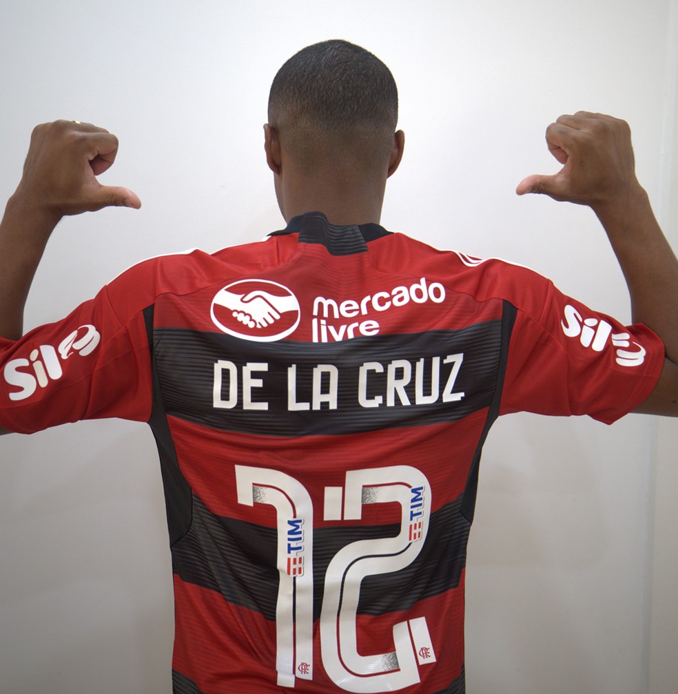 De La Cruz é Flamengo — Foto: Divulgação/Flamengo