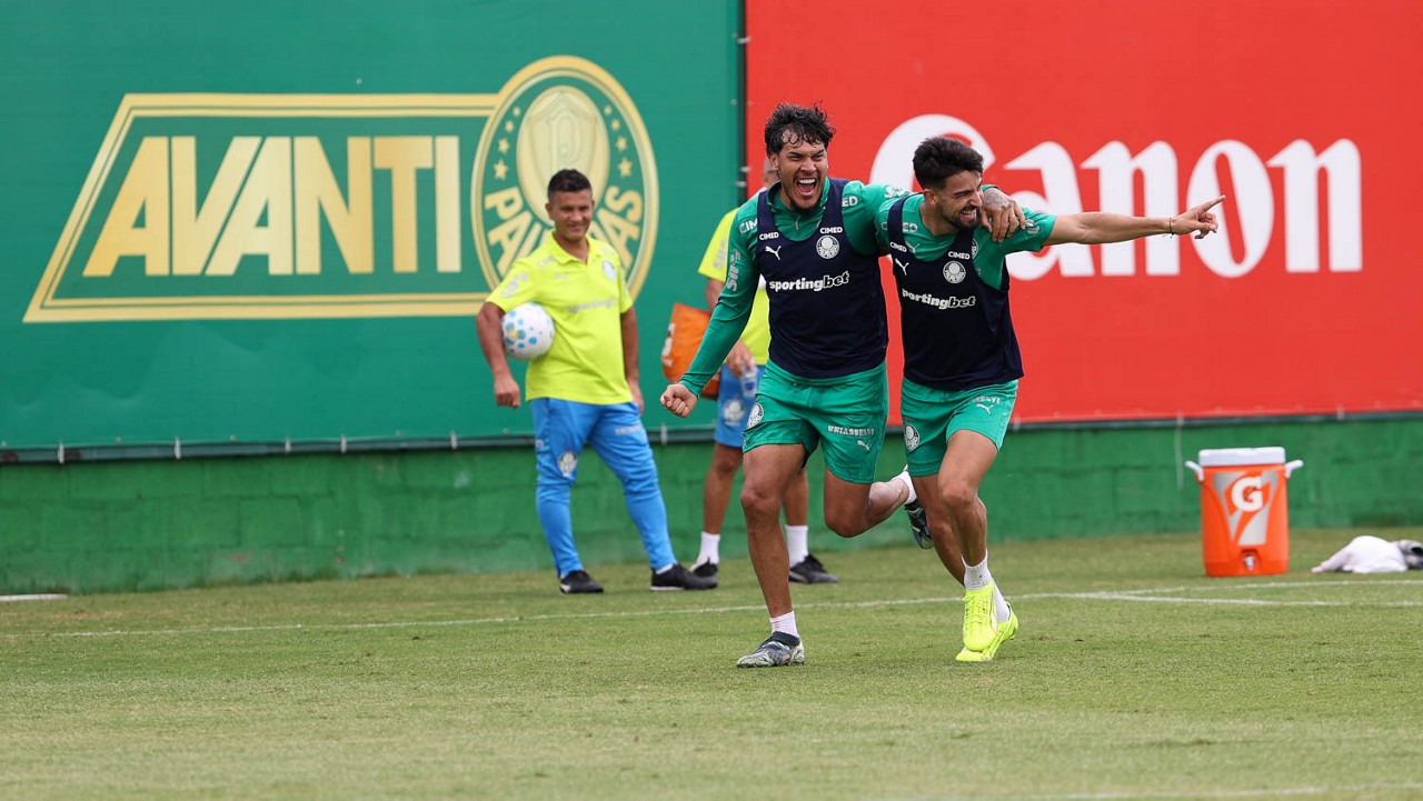 Abel Ferreira Define Novas Estratégias na Escalação do Palmeiras para o Confronto contra o Vitória