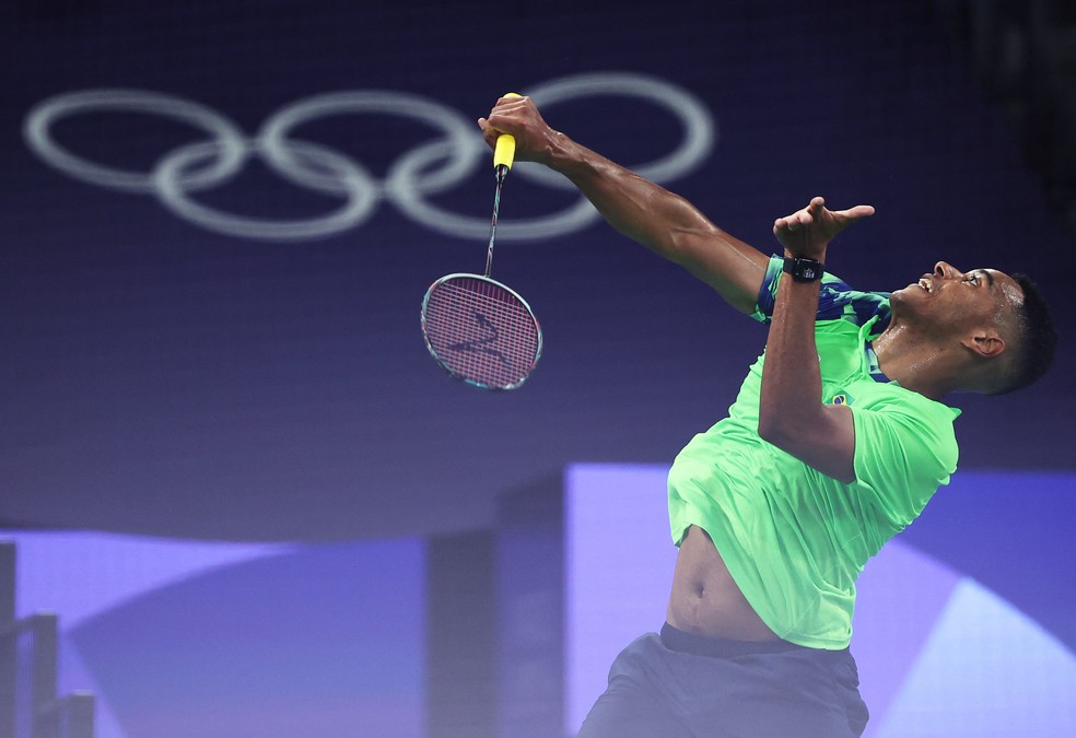 Ygor Coelho competindo na fase de grupos do badminton dos Jogos Olímpicos de Paris 2024 — Foto: REUTERS/Ann Wang