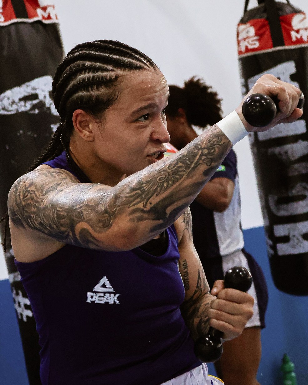 Treino de Bia Ferreira boxe no CT da Confederação Brasileira de Boxe