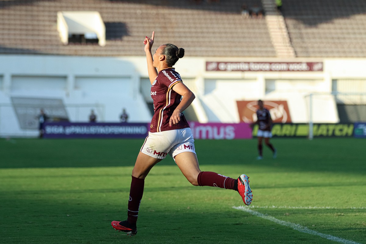 Ferroviária vence Bragantino nos pênaltis e é campeã da Copa Paulista de  Futebol Feminino