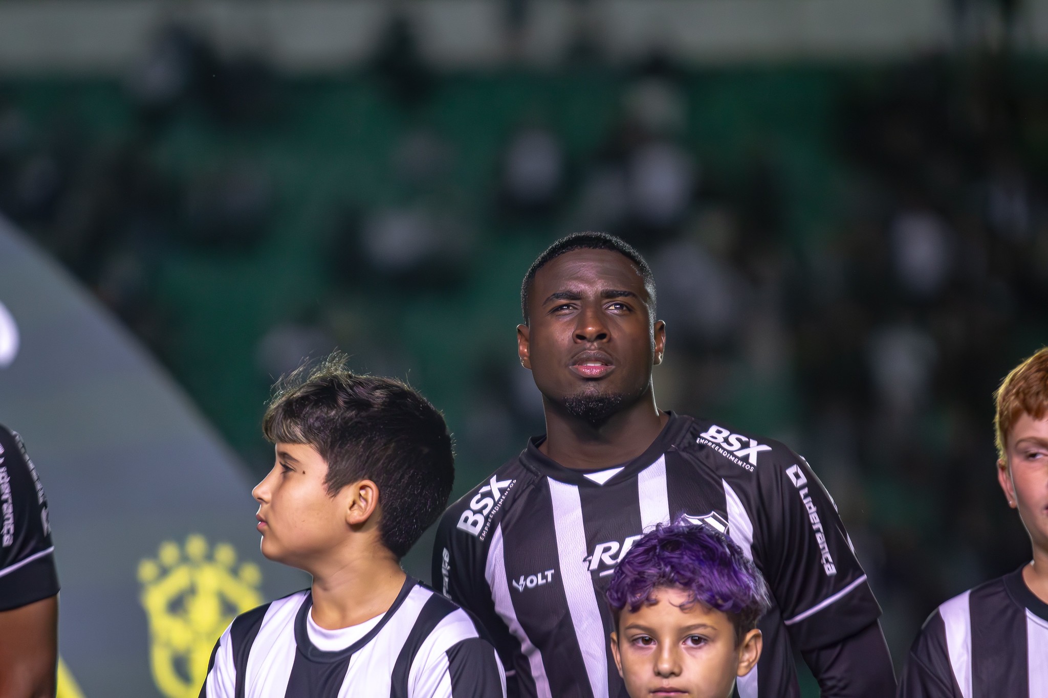 Náutico negocia a contratação do lateral-esquerdo Ryan Carlos, do Figueirense