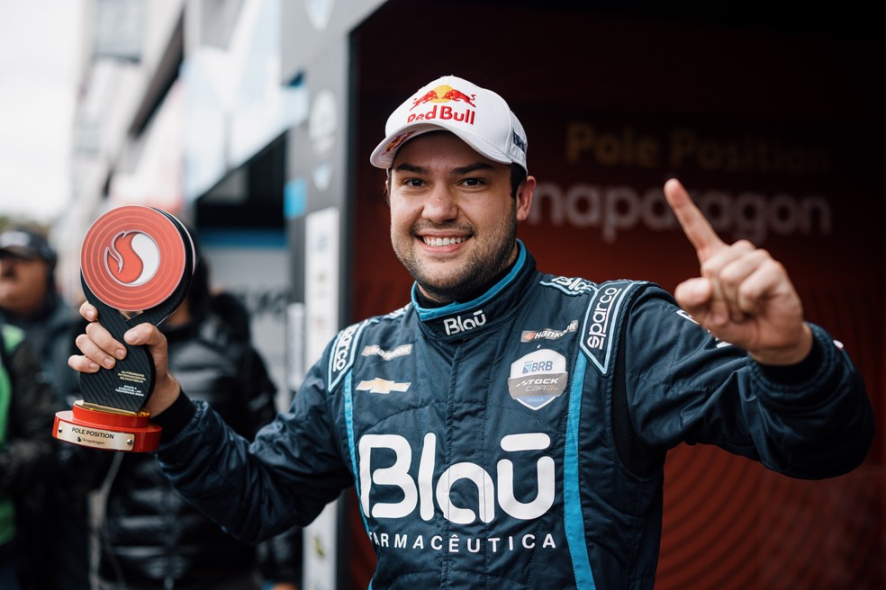 Noticias  Nelson Piquet Jr garante lugar na quarta fila em Tarumã