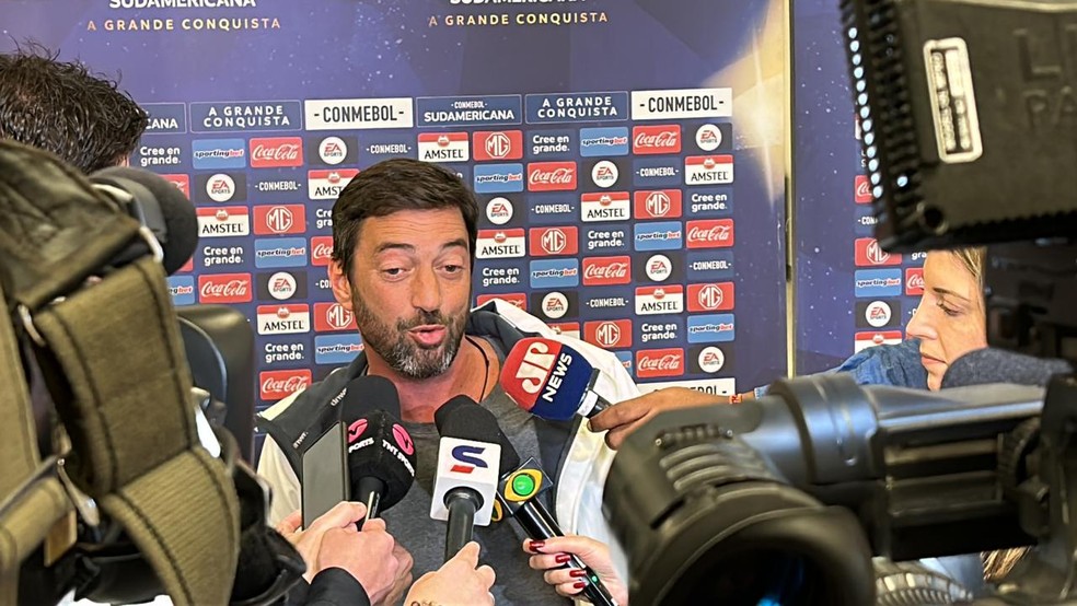 Duilio Monteiro Alves, presidente do Corinthians, em entrevista — Foto: Marcelo Braga