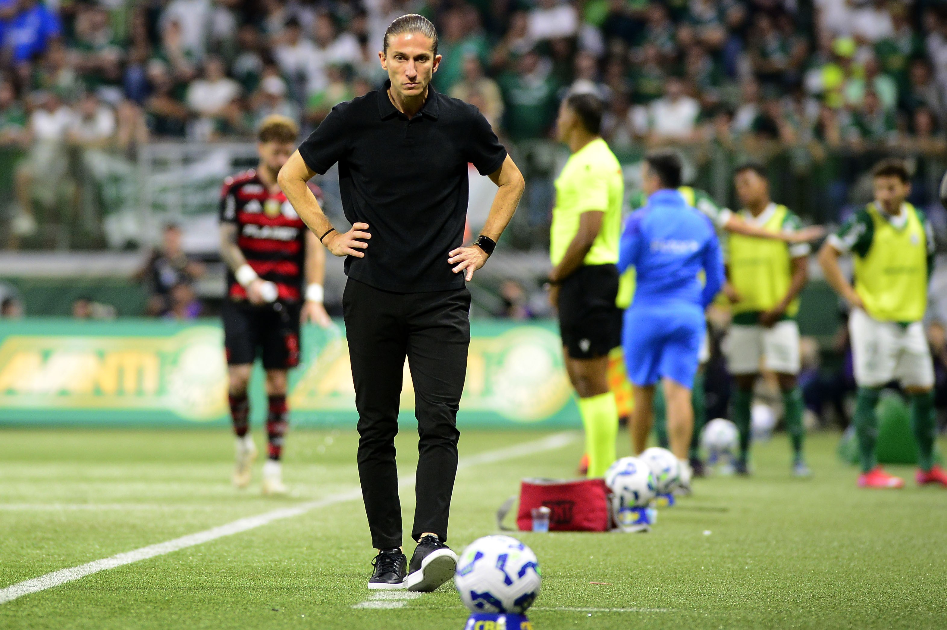Filipe Luís elogia atuação do Flamengo, mas alerta: 