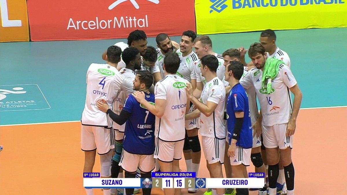 Cruzeiro mantém invencibilidade ao vencer Suzano no tie-break pela Superliga Masculina