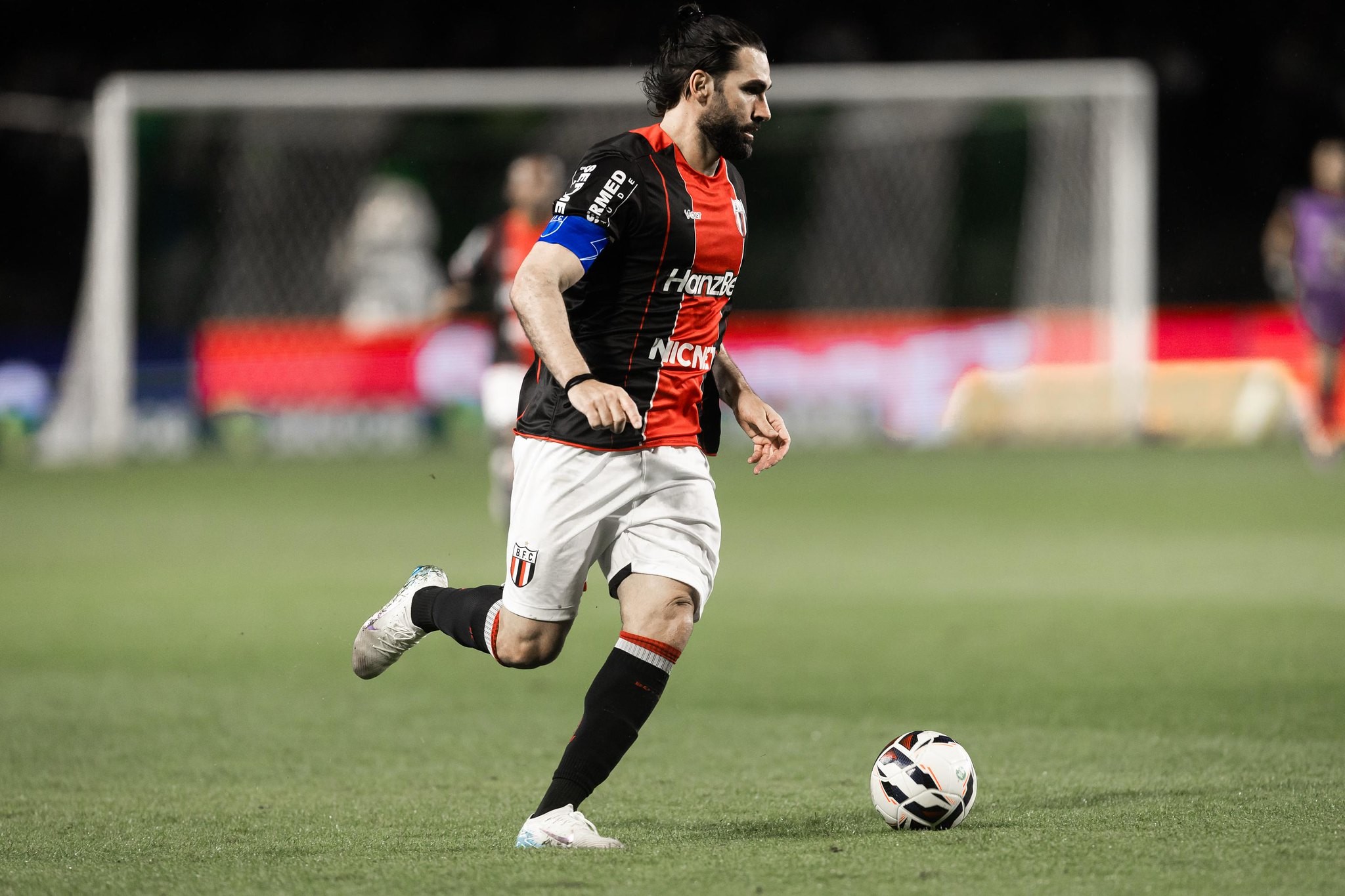 Léo Gamalho volta ao DM do Botafogo-SP após dois jogos | Ge