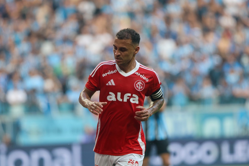 Alan Patrick conduziu o Inter no Gre-Nal — Foto: Ricardo Duarte/Inter