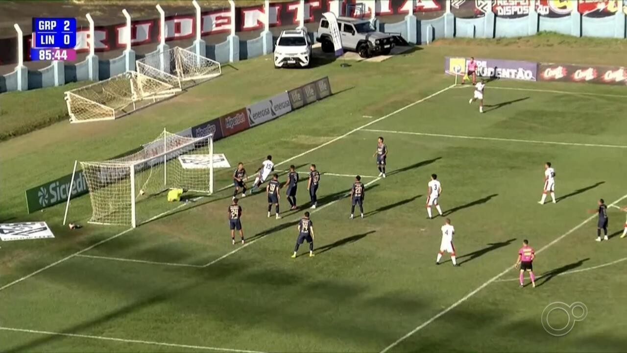Linense demite técnico, comissão e 13 jogadores após eliminação | Ge