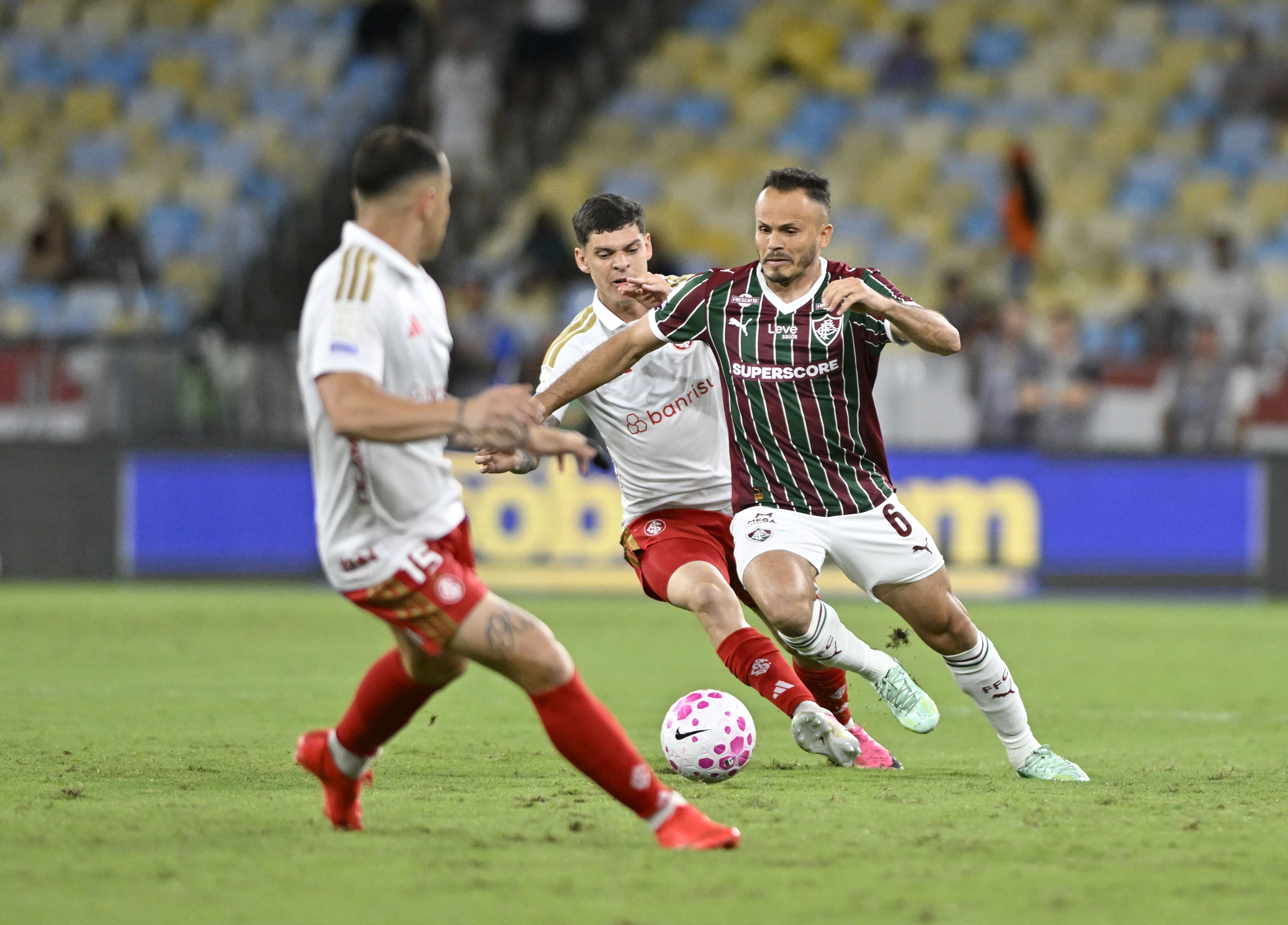"Partida decidida por erros de arbitragem" — Presidente do Inter cobra expulsão de Renê