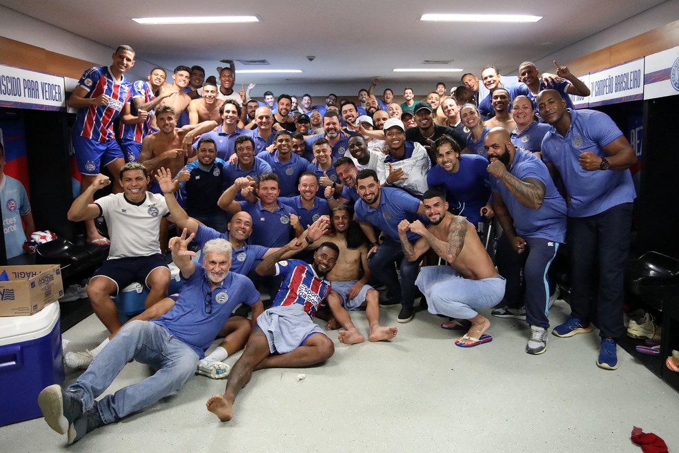 Bahia celebra permanência na Série A — Foto: EC Bahia / Divulgação
