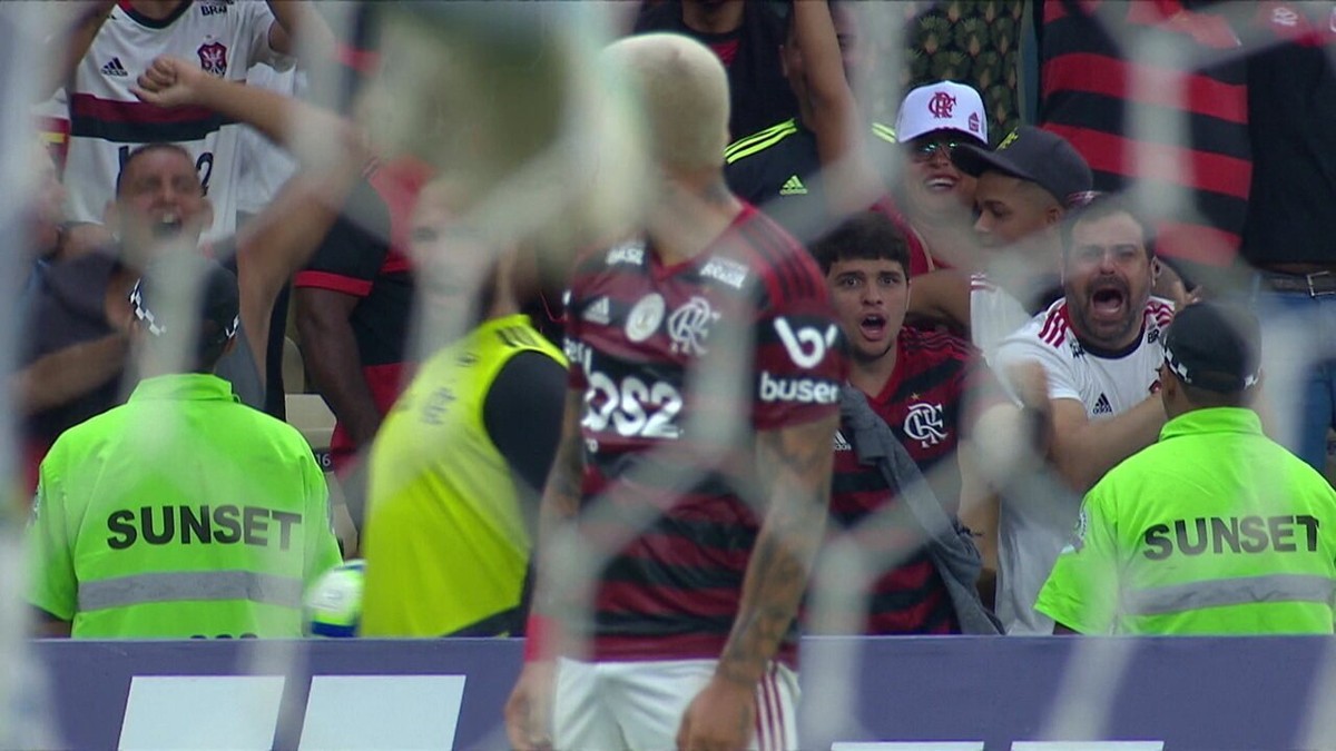 Golaço De Gabigol Pelo Flamengo Contra Santos Faz Internautas Lembrarem ...