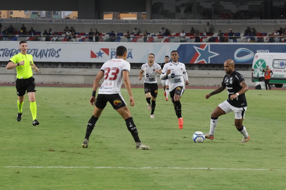 Remo e Botafogo-PB se enfrentarão na última rodada — Foto: Mauro Ângelo / Diário do Pará