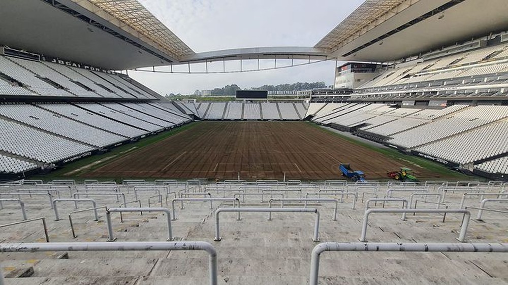 Corinthians completa troca do gramado da arena; veja como ficou | Ge