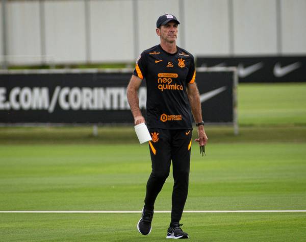 Ex-auxiliar do Corinthians, Luciano Dias acerta com o União de Rondonópolis para 2024