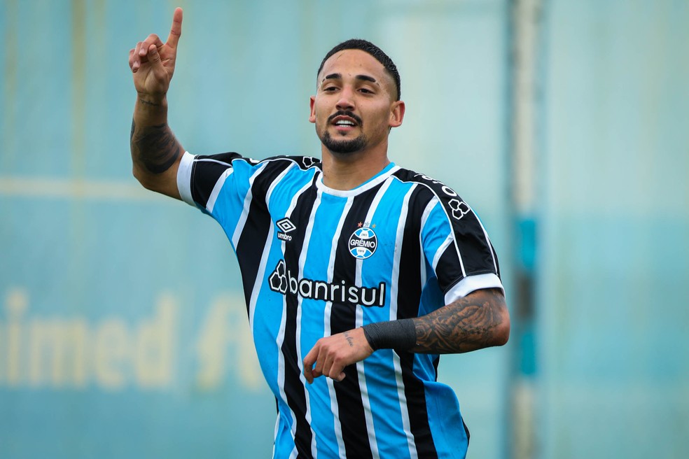 Grêmio aplica 11 a 0 sobre o Rio Pardense e assume a liderança no grupo C  da Copa FGF