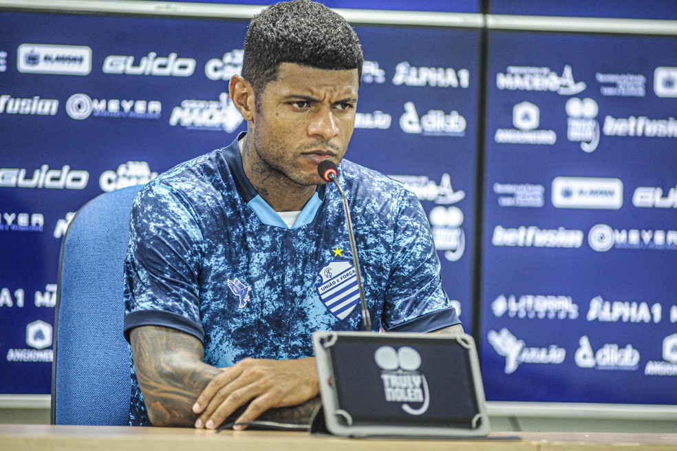 Tiago Marques disse que CSA entrou na zona de conforto após três vitórias seguidas — Foto: Augusto Oliveira/Ascom CSA