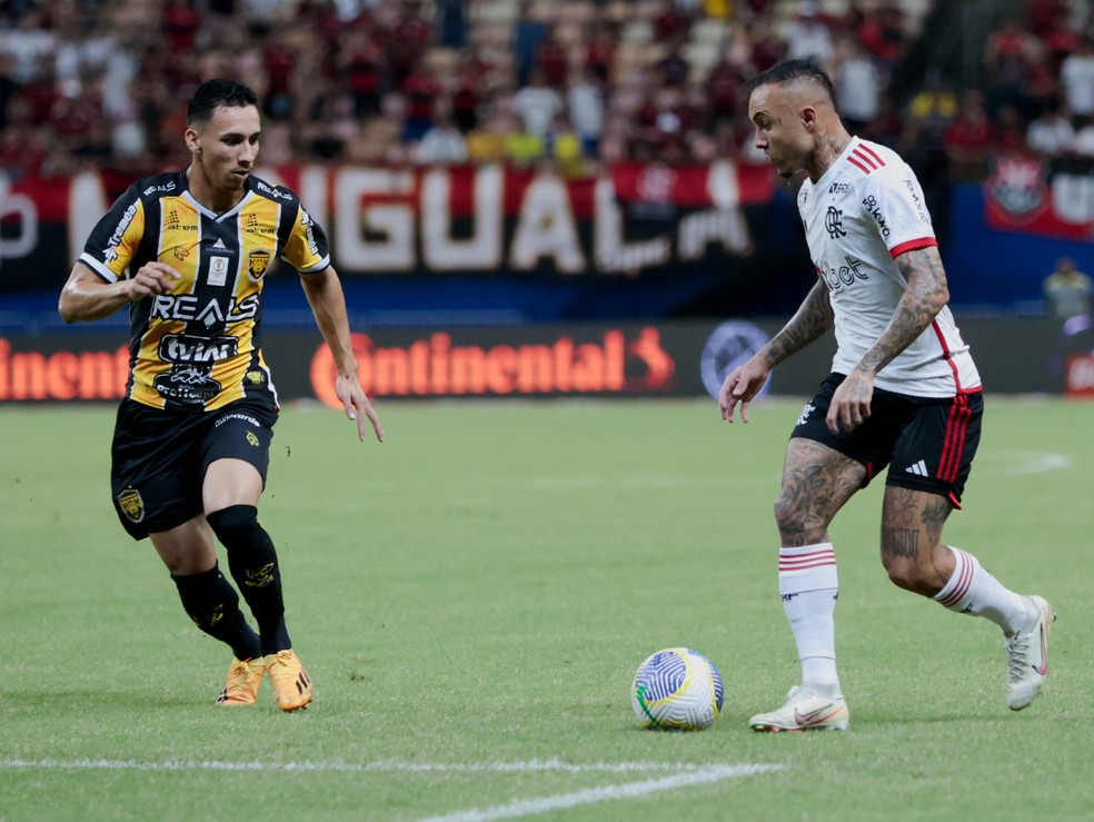 Everton Cebolinha em Amazonas x Flamengo — Foto: Antonio Pereira/AGIF